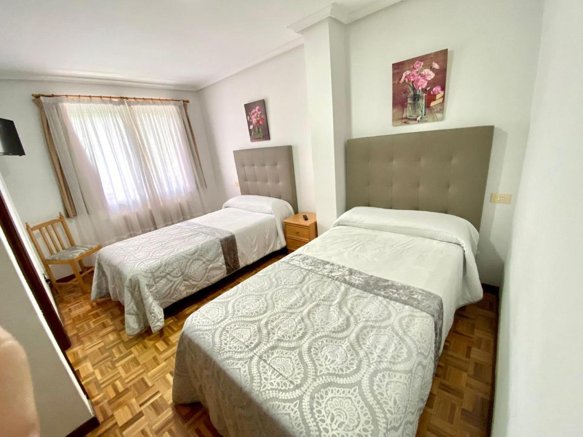 Garden Lodge Hostal Evencio Ribadavia Dış mekan fotoğraf