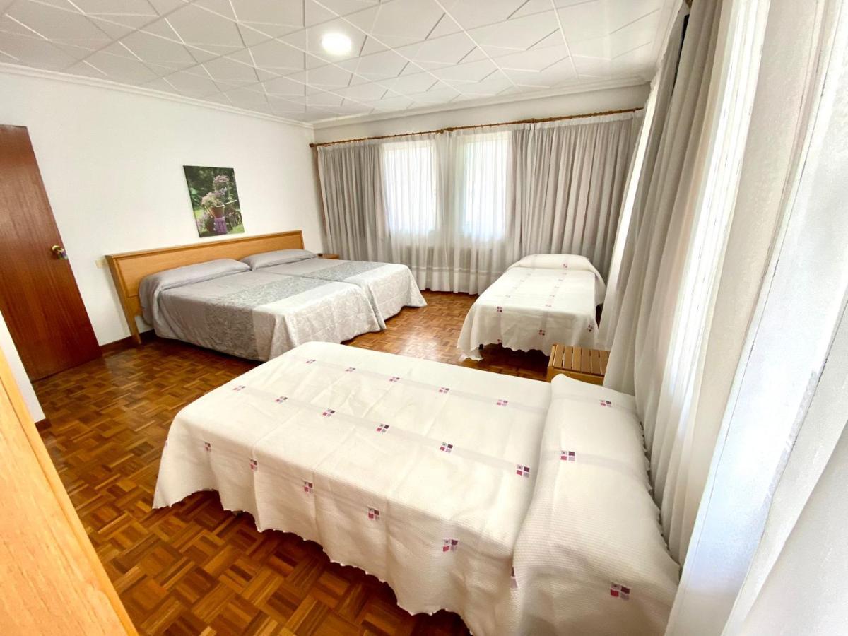 Garden Lodge Hostal Evencio Ribadavia Dış mekan fotoğraf