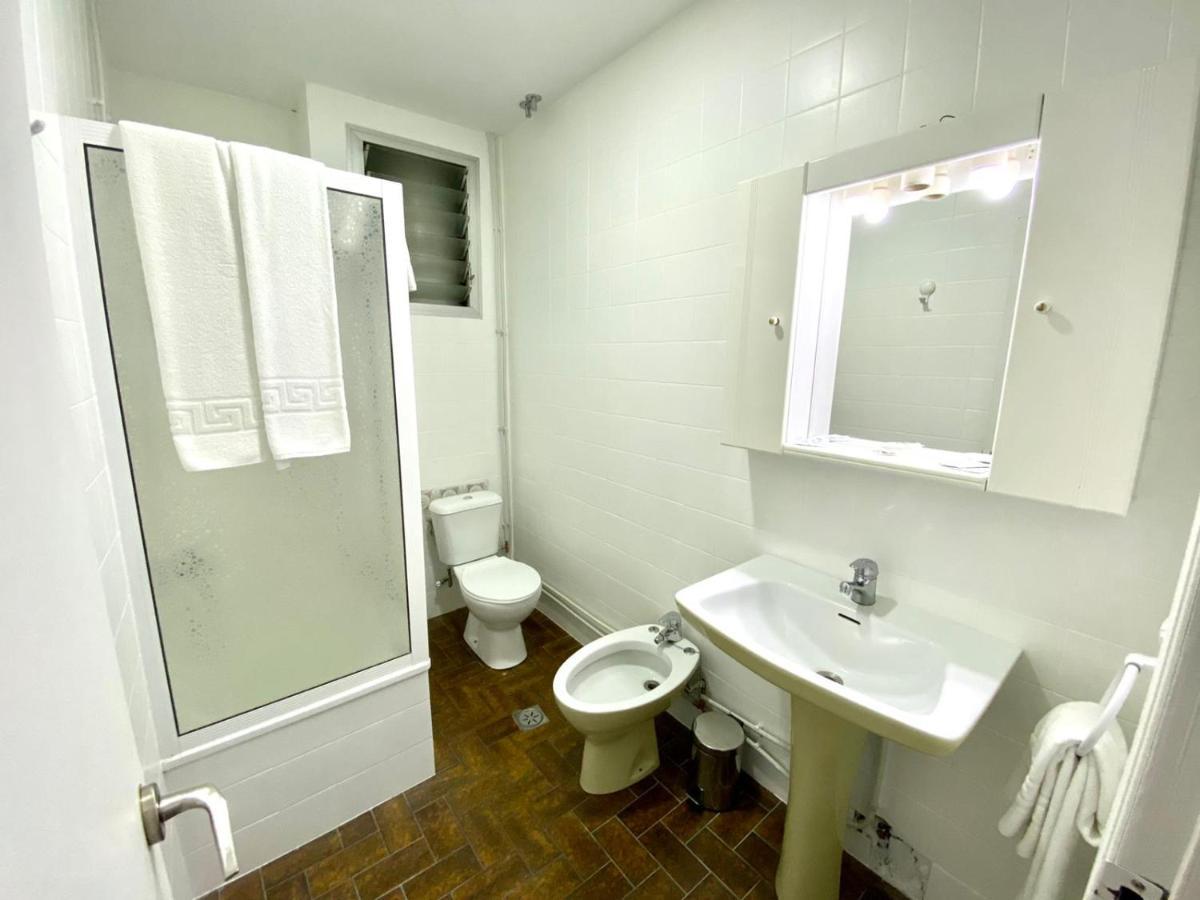 Garden Lodge Hostal Evencio Ribadavia Dış mekan fotoğraf