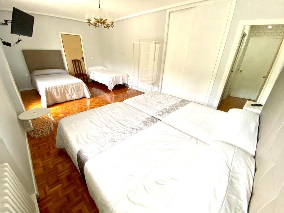 Garden Lodge Hostal Evencio Ribadavia Dış mekan fotoğraf