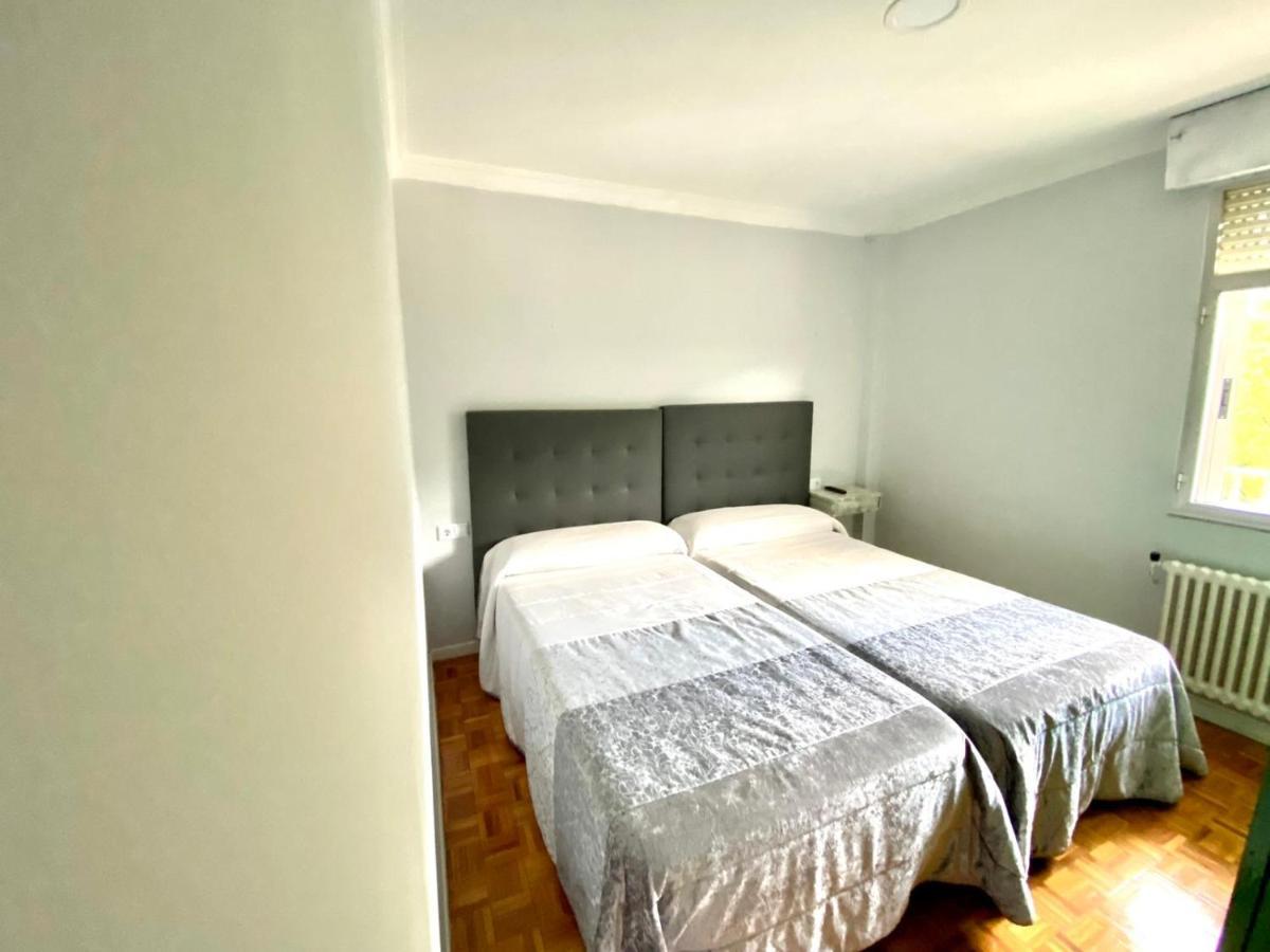 Garden Lodge Hostal Evencio Ribadavia Dış mekan fotoğraf