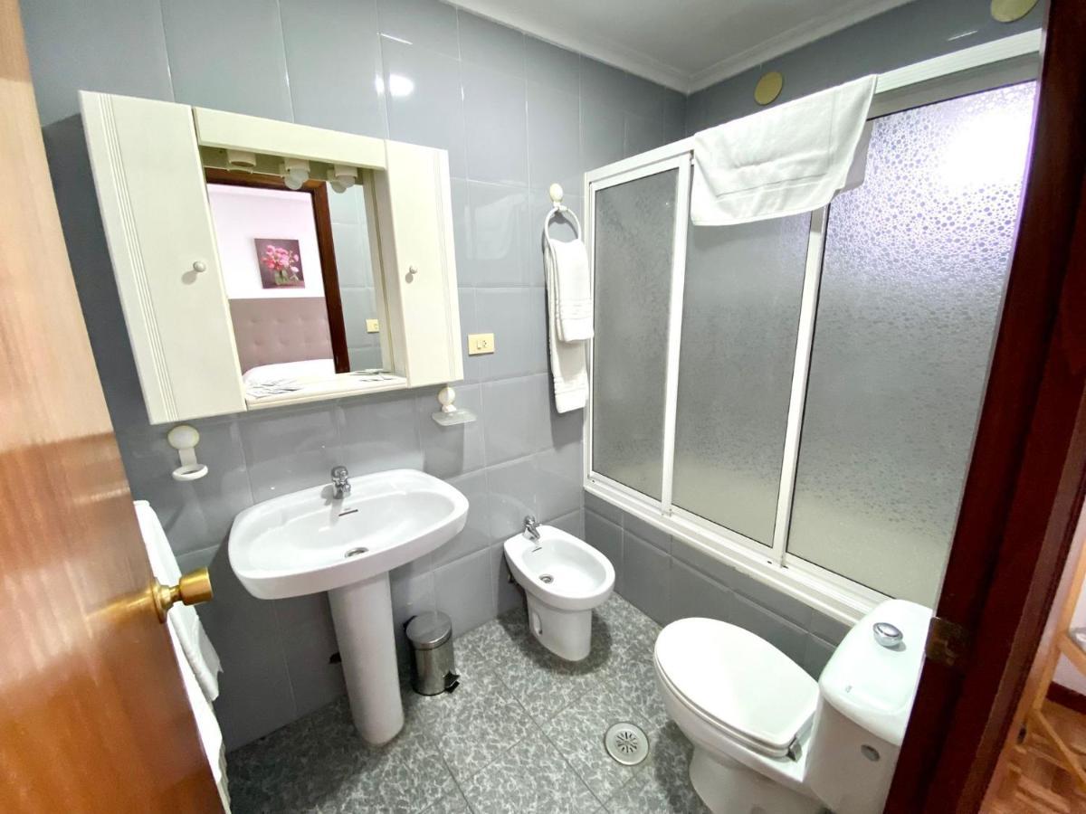 Garden Lodge Hostal Evencio Ribadavia Dış mekan fotoğraf
