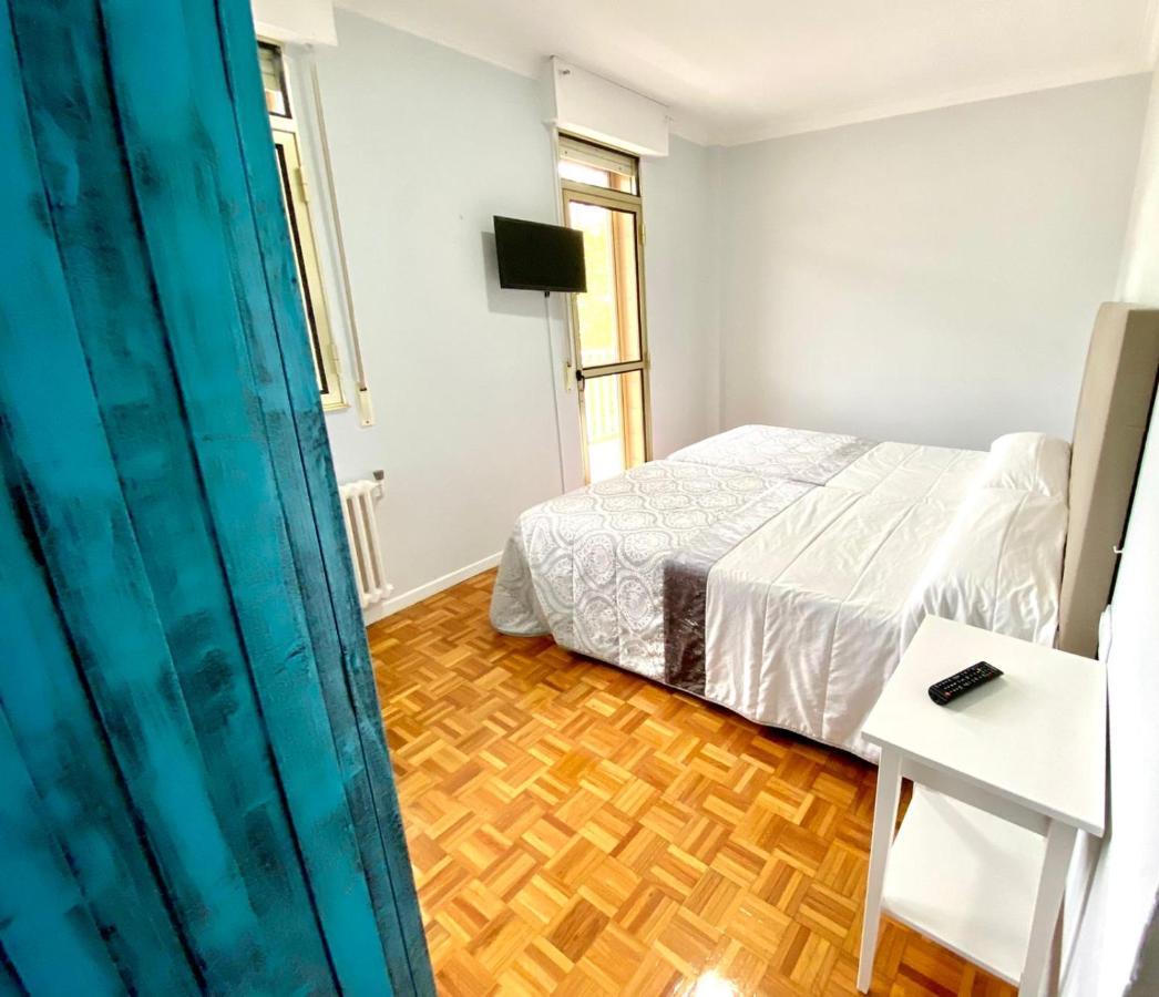 Garden Lodge Hostal Evencio Ribadavia Dış mekan fotoğraf